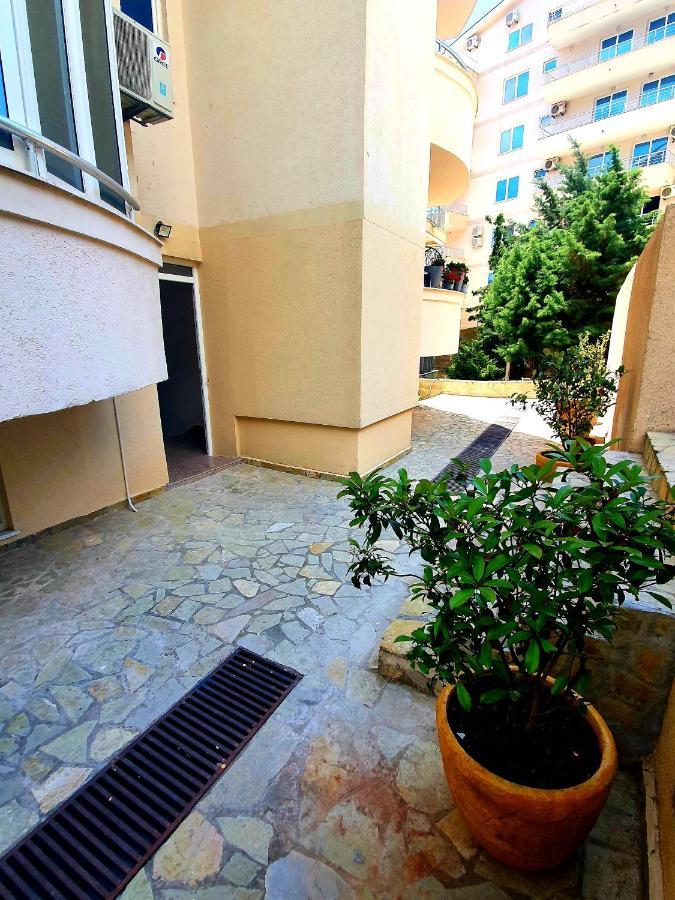 Anja & Ogo Apartments Sea View & Pool Petrovac Bagian luar foto